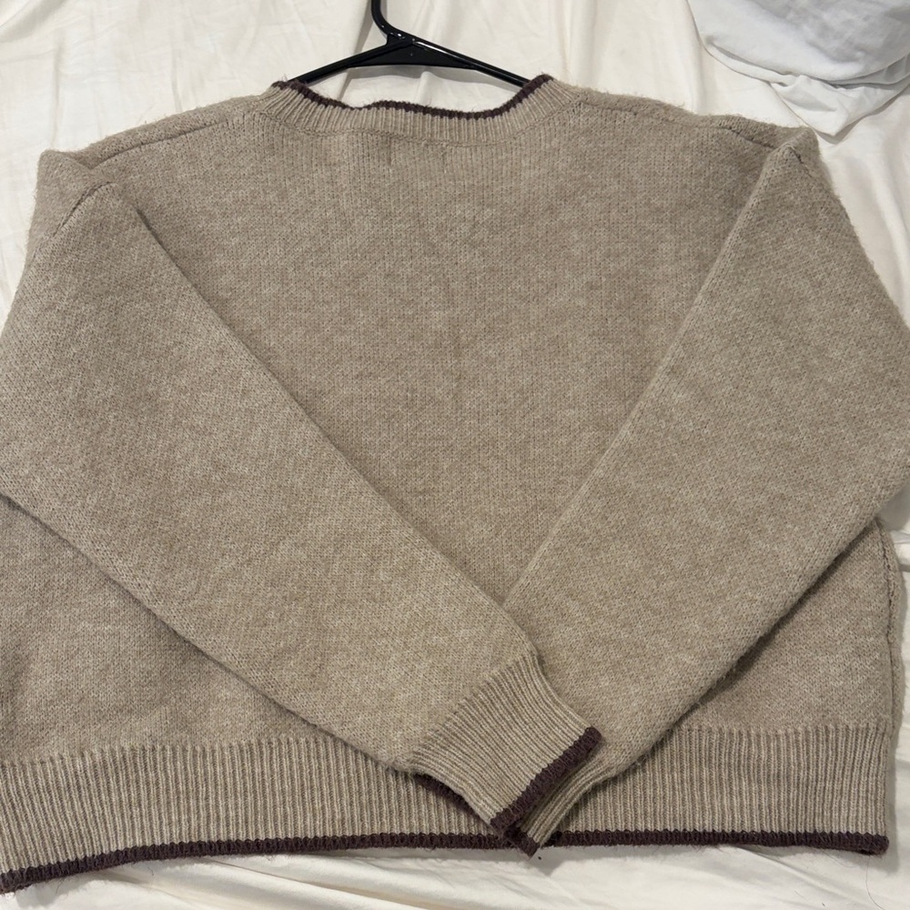 Taupe Crewneck Sweater with Horse - Picture 3 of 4